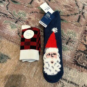 2 Pairs of Christmas Socks